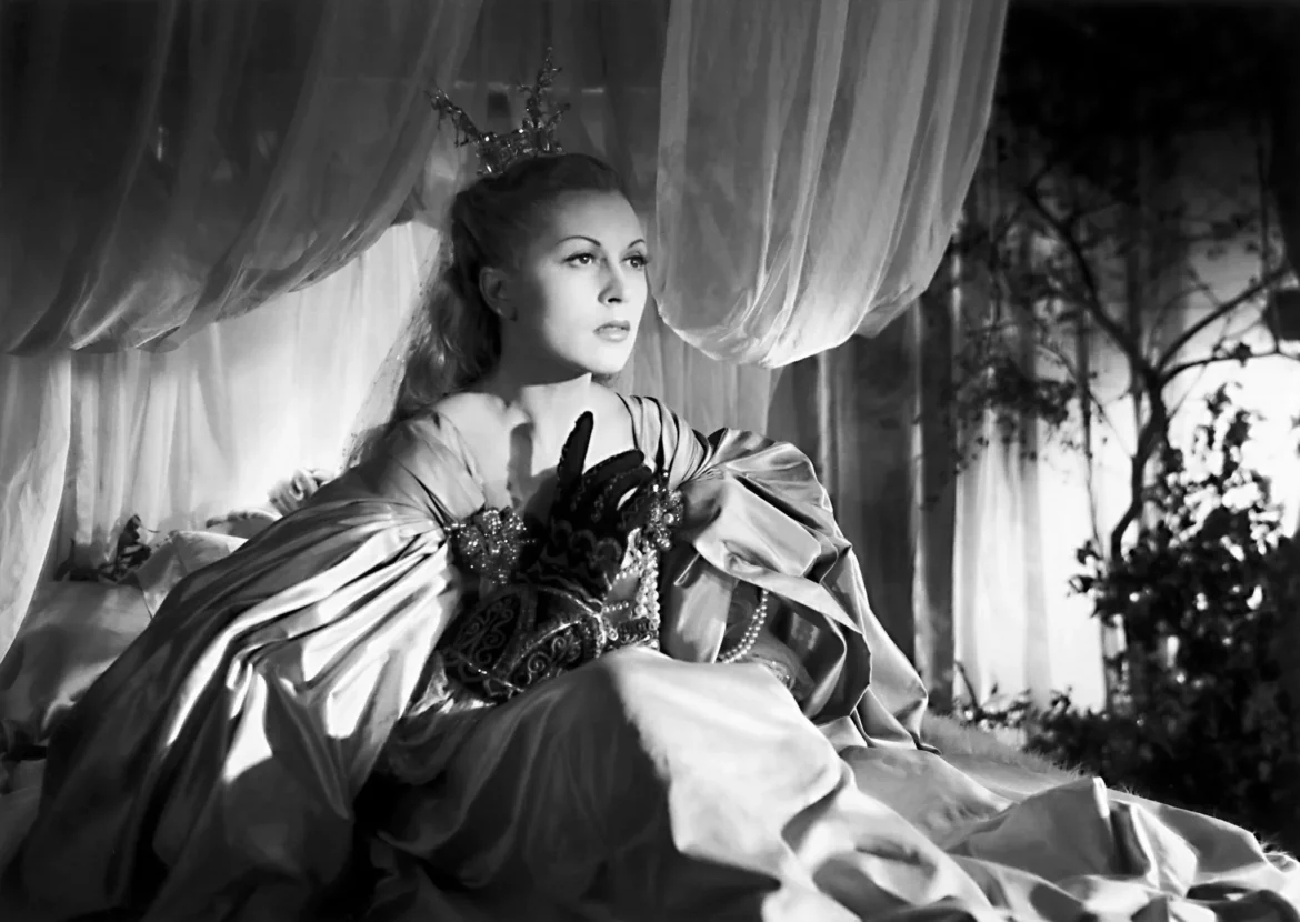 THE BACKGROUND AND ANALYSIS OF THE 1946 FILM ‘BEAUTY AND THE BEAST’